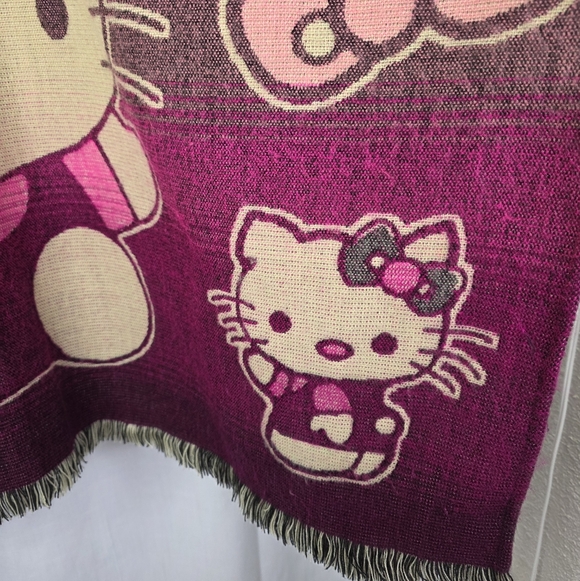 Hello Kitty Bow Cat Cape Poncho Hooded Soft Warm Unisex One Size Fits Most - Picture 15 of 15